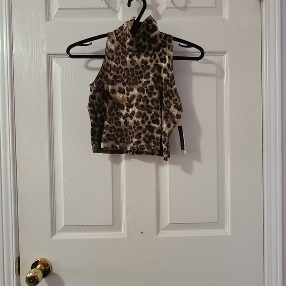 Crop Tank - Picture 1 of 2